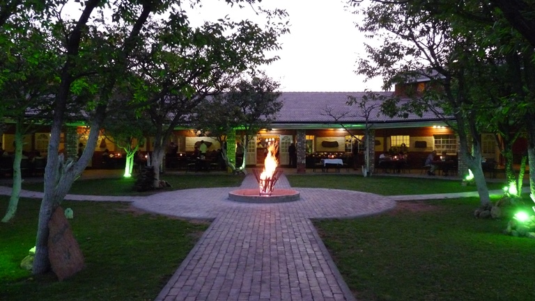 Dinner Mopane Lodge